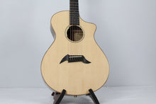 Load image into Gallery viewer, Breedlove Custom Concert CE Sitka Spruce - Exotic Koa