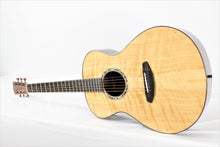 Load image into Gallery viewer, Breedlove Custom Concert Figured Port Orford-Koa