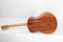 Load image into Gallery viewer, Breedlove Custom Concert Figured Port Orford-Koa