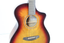 Load image into Gallery viewer, Breedlove Oregon Concert CE Old Fashioned