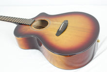 Load image into Gallery viewer, Breedlove Oregon Concert CE Old Fashioned