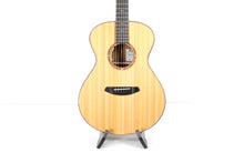 Load image into Gallery viewer, Breedlove Legacy Concert Thinline E LTD