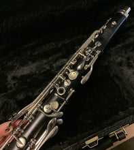 Load image into Gallery viewer, Bundy 1425 Alto Clarinet (Used)