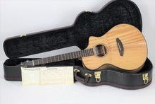 Load image into Gallery viewer, Breedlove Oregon Concert CE, Myrtlewood/Myrtlewood