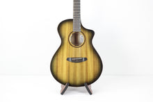 Load image into Gallery viewer, Breedlove LTD Oregon Harvest Burst Concert CE