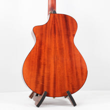 Load image into Gallery viewer, Breedlove Oregon Concert CE Bourbon Burst, Myrtlewood/Myrtlewood