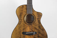 Load image into Gallery viewer, Breedlove Oregon Concert CE Patina LTD