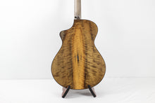 Load image into Gallery viewer, Breedlove Oregon Concert CE Patina LTD