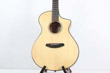 Load image into Gallery viewer, Breedlove Oregon Concert CE, Sitka/Myrtlewood