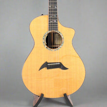 Load image into Gallery viewer, Used Breedlove Masterclass Custom Concert CE East Indian Rosewood Bear Claw