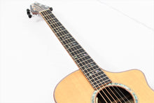 Load image into Gallery viewer, Used Breedlove Masterclass Custom Concert CE East Indian Rosewood Bear Claw