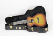 Load image into Gallery viewer, Breedlove Oregon Concert LTD Earthsong