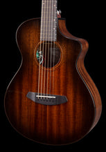 Load image into Gallery viewer, Breedlove Organic Pro Wildwood Companion CE, Suede