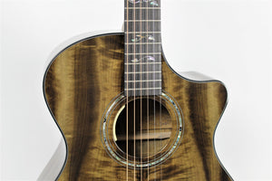 Breedlove Custom Concerto CE Myrtlewood Patina