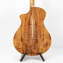 Load image into Gallery viewer, Breedlove Custom Concert CE Sitka Spruce - Exotic Koa
