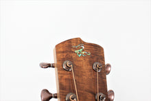 Load image into Gallery viewer, Breedlove Custom Concert Figured Port Orford-Koa
